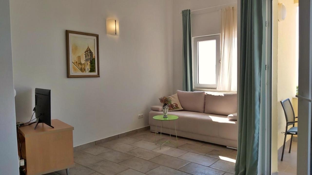 Apartments Borak Omiš Εξωτερικό φωτογραφία