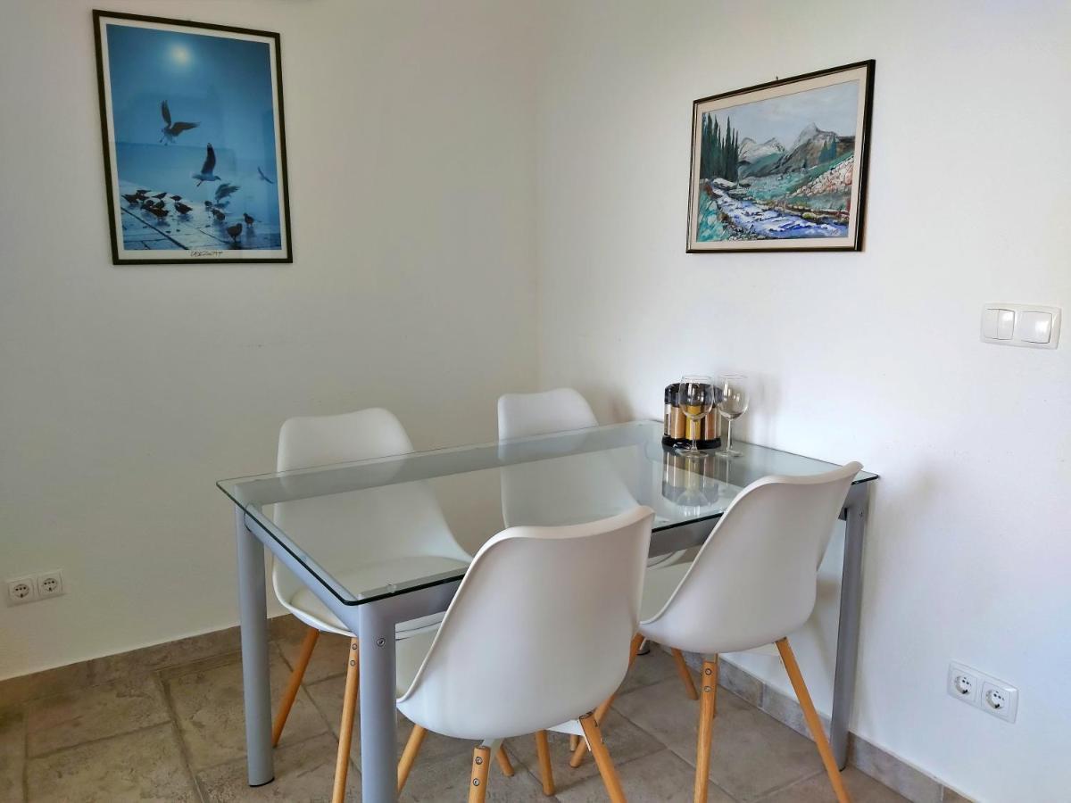 Apartments Borak Omiš Εξωτερικό φωτογραφία